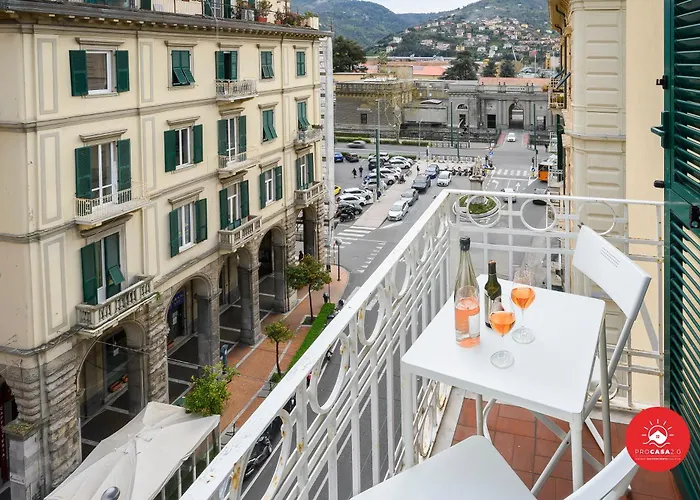 La Casa Del Capitano * La Spezia